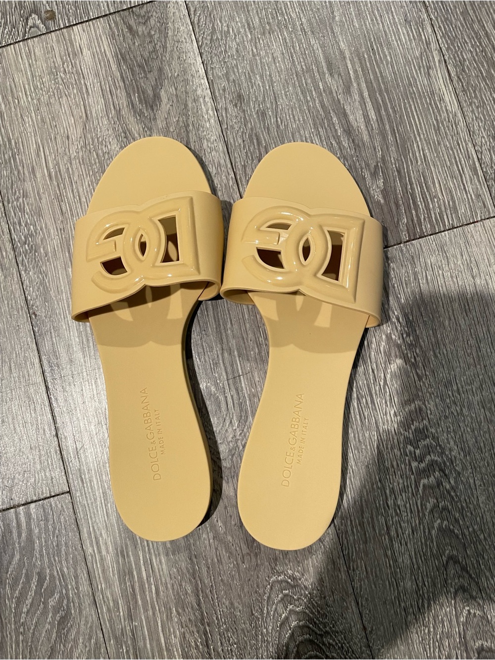 Dolce & Gabbana Yellow-Beige Logo Slide Sandals